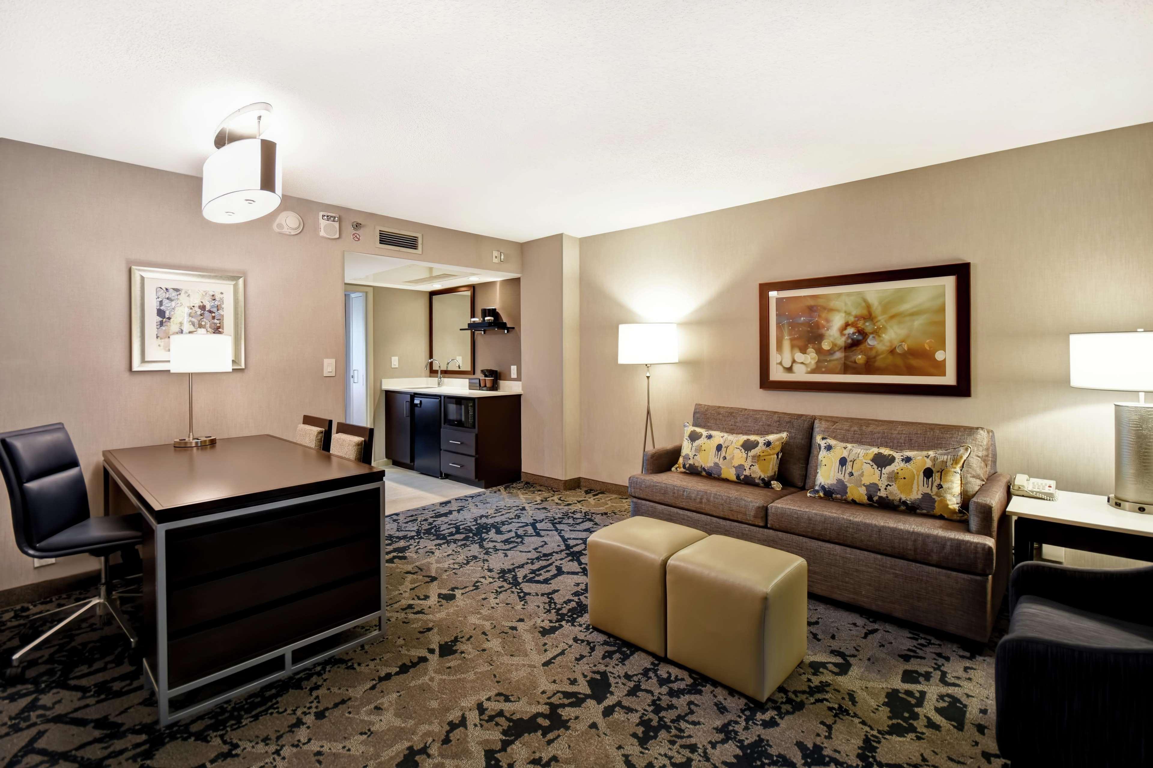 Embassy Suites By Hilton Raleigh Durham Research Triangle Cary Eksteriør bilde