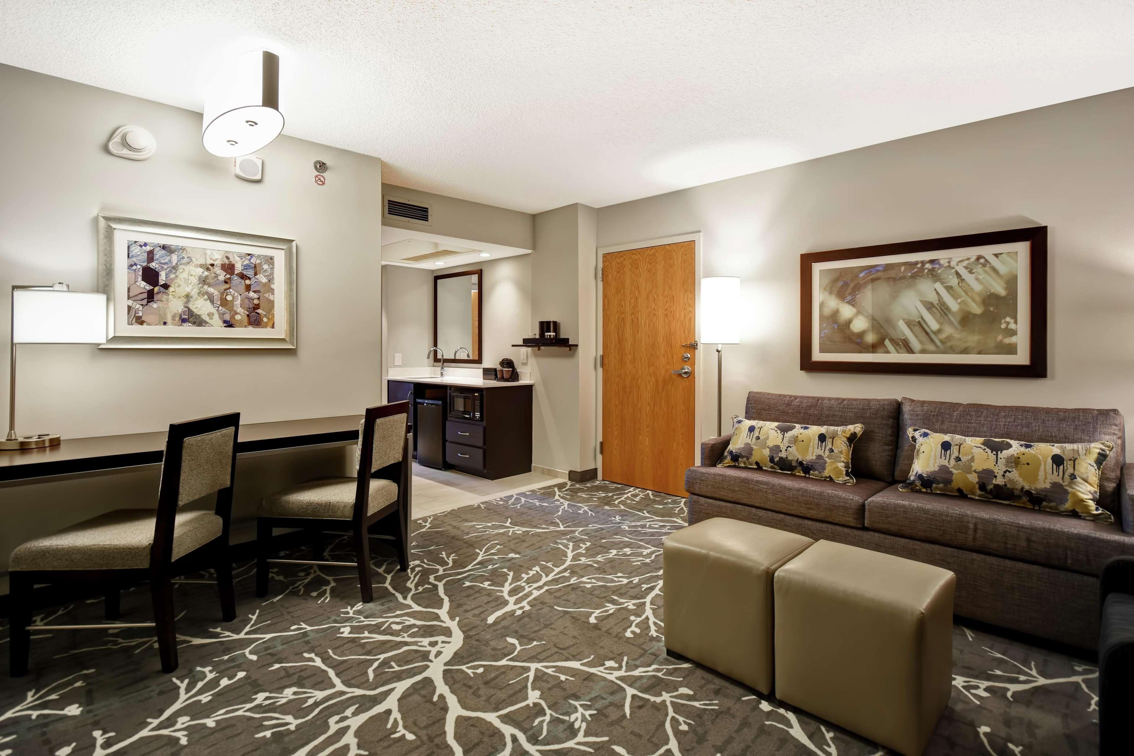 Embassy Suites By Hilton Raleigh Durham Research Triangle Cary Eksteriør bilde
