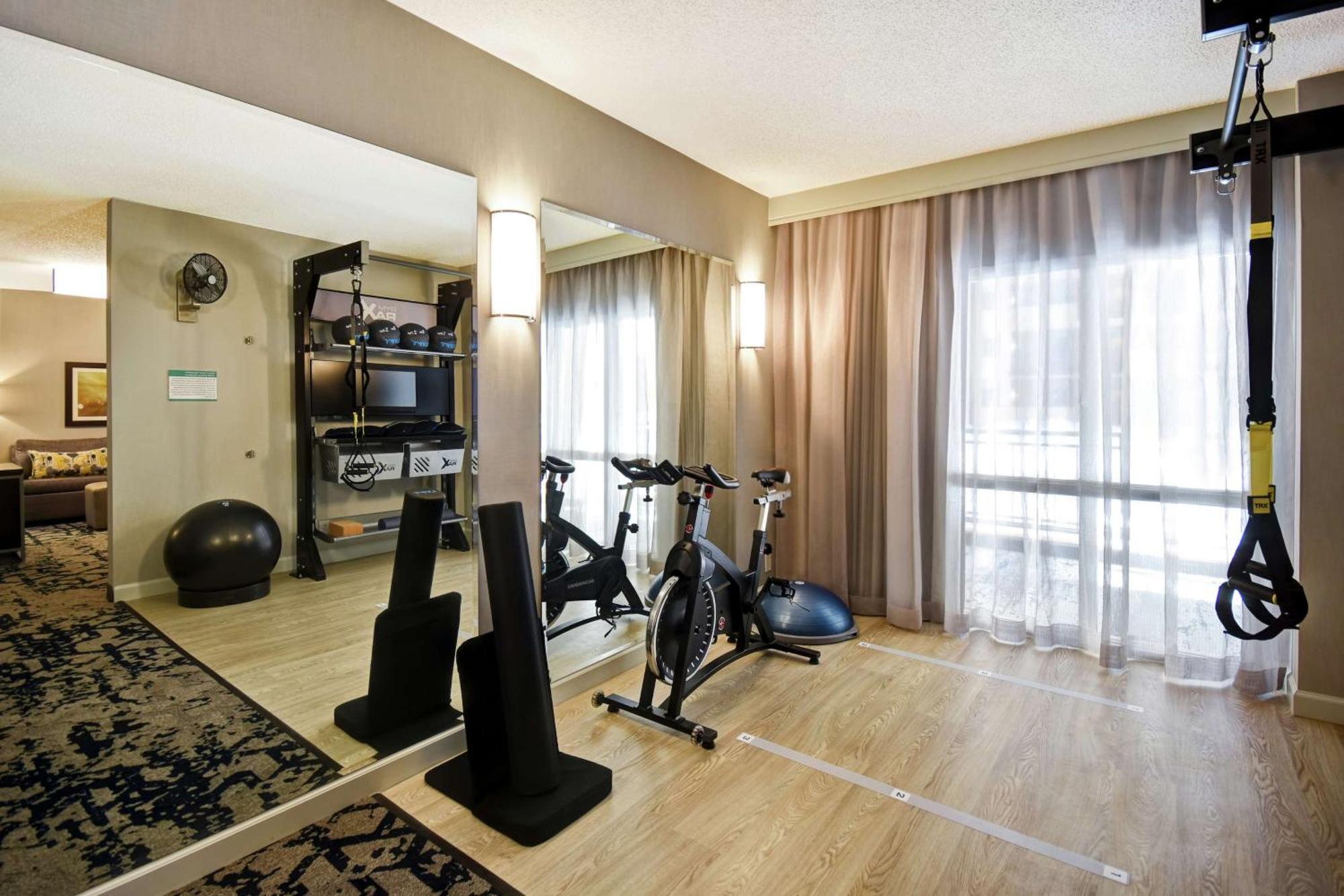Embassy Suites By Hilton Raleigh Durham Research Triangle Cary Eksteriør bilde