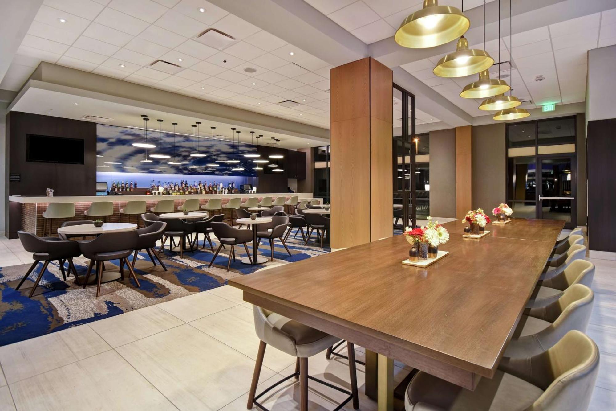 Embassy Suites By Hilton Raleigh Durham Research Triangle Cary Eksteriør bilde